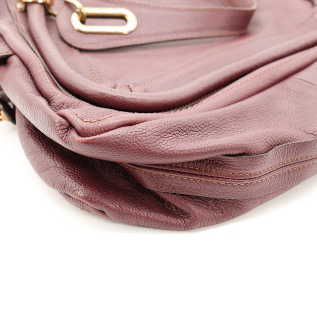Détail coins supérieurs Chloé Paraty bordeaux avec ferrures dorées occasion — AMANA Vintage
