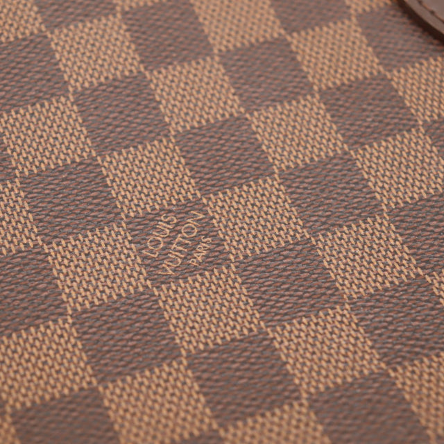 Detail bord superieur Louis Vuitton Neverfull MM usure cuir — AMANA Vintage