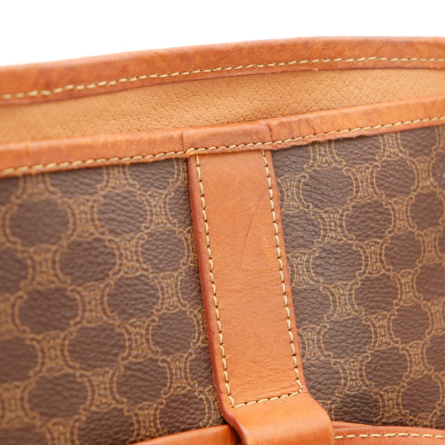 Détail bandes verticales cuir Celine Seau Macadam toile monogrammée vintage — AMANA Vintage