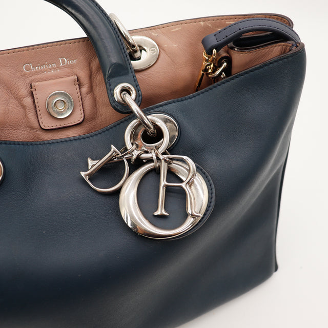Intérieur Christian Dior Diorissimo doublure cuir nappa rose occasion — AMANA Vintage