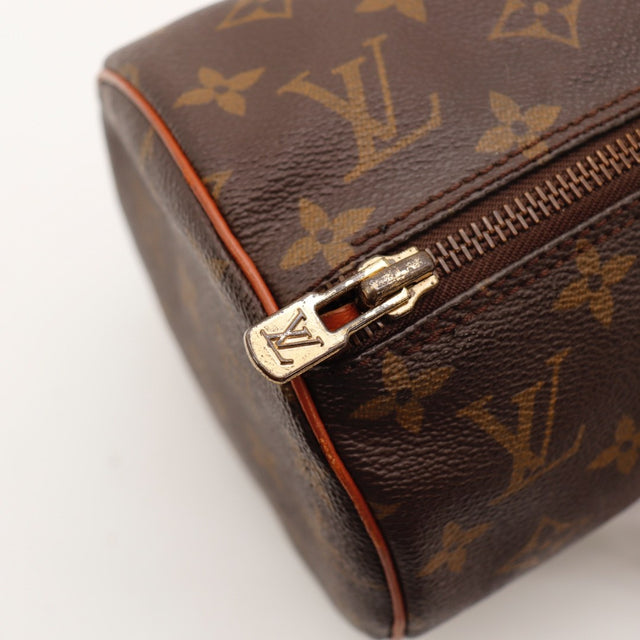 Détail des bordures Louis Vuitton Papillon 30 Toile Monogramme occasion authentique — AMANA Vintage