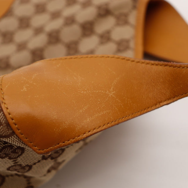 Détail anse cuir griffures Gucci New Jackie occasion authentique — AMANA Vintage
