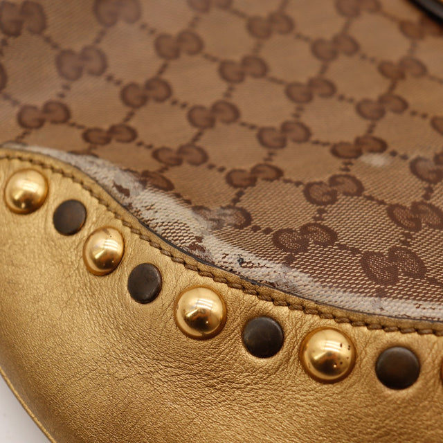 Détail clous dorés et bordure cuir Gucci Hobo Babouska occasion authentique — AMANA Vintage