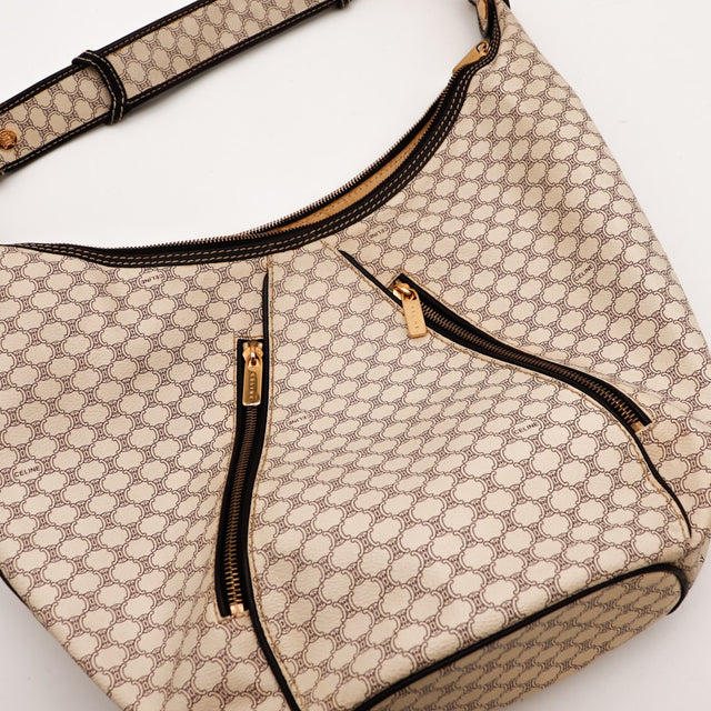 Détail zips et toile Macadam Céline Hobo beige occasion authentique — AMANA Vintage