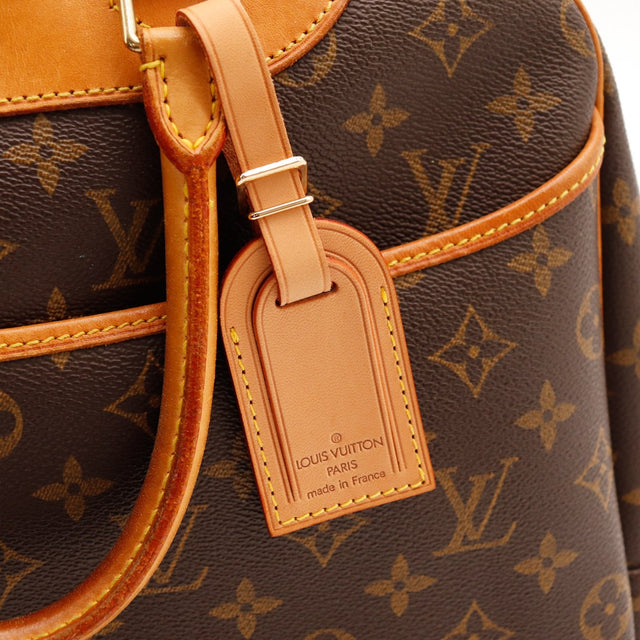 Détail estampille Louis Vuitton Paris cuir vachette Deauville — AMANA Vintage