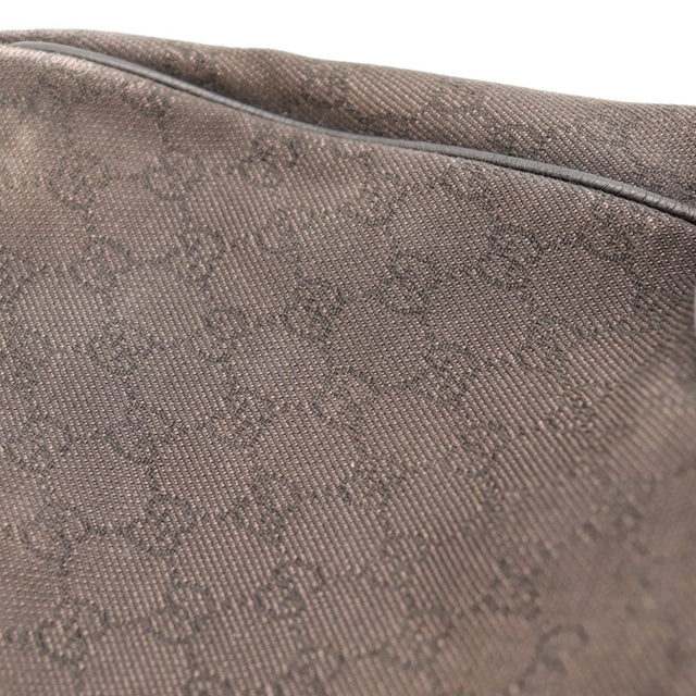 Détail toile monogrammée Gucci Hobo occasion authentique — AMANA Vintage