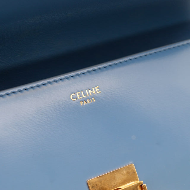 Intérieur Celine Triomphe bleu inscription Celine Paris cuir lisse — AMANA Vintage