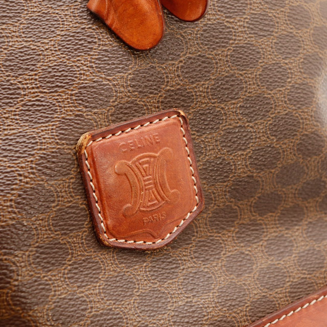Détail cordelette et œillet sac seau Celine Macadam cuir effrité usure — AMANA Vintage