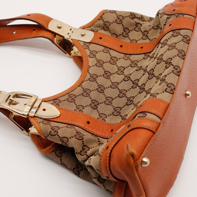 Le Glam Buckle Gucci