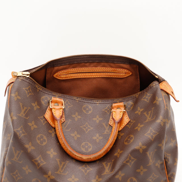 The Louis Vuitton Speedy 30 – AMANA