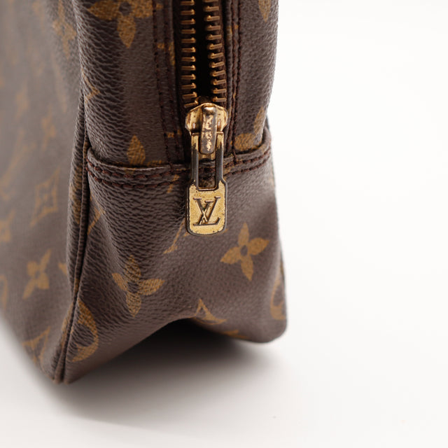La Pochette Toilette 28 Louis Vuitton