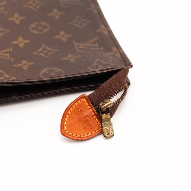 La Pochette Toilette 26 Louis Vuitton