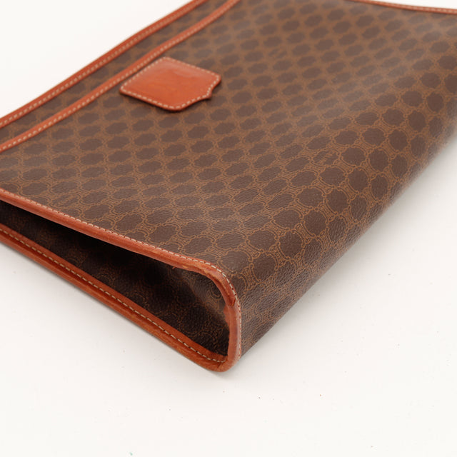 La Pochette Céline Macadam