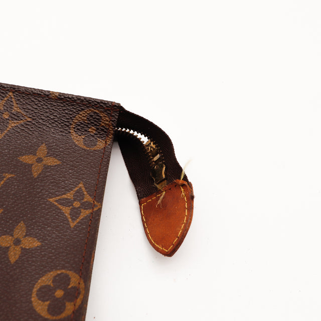 La Pochette Toilette 26 Louis Vuitton