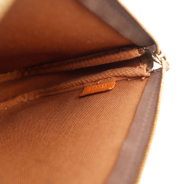 La Pochette Accessoires Louis Vuitton