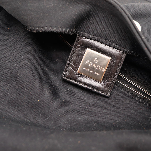 La Mamma Baguette Fendi