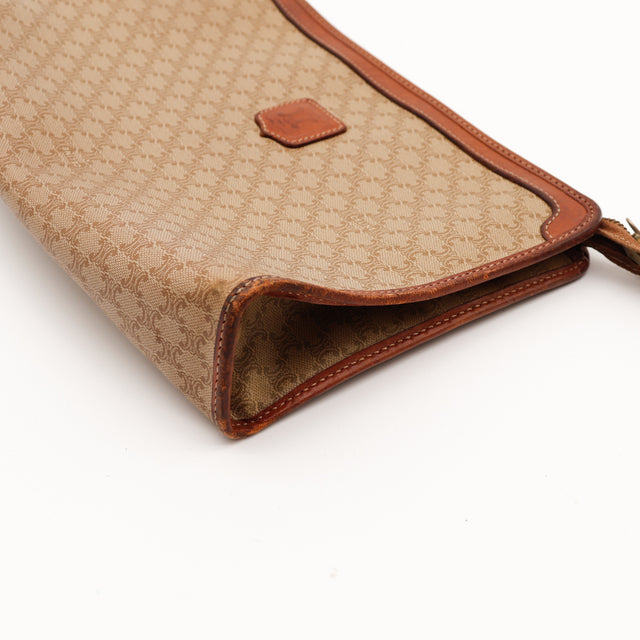 La Pochette Céline Macadam