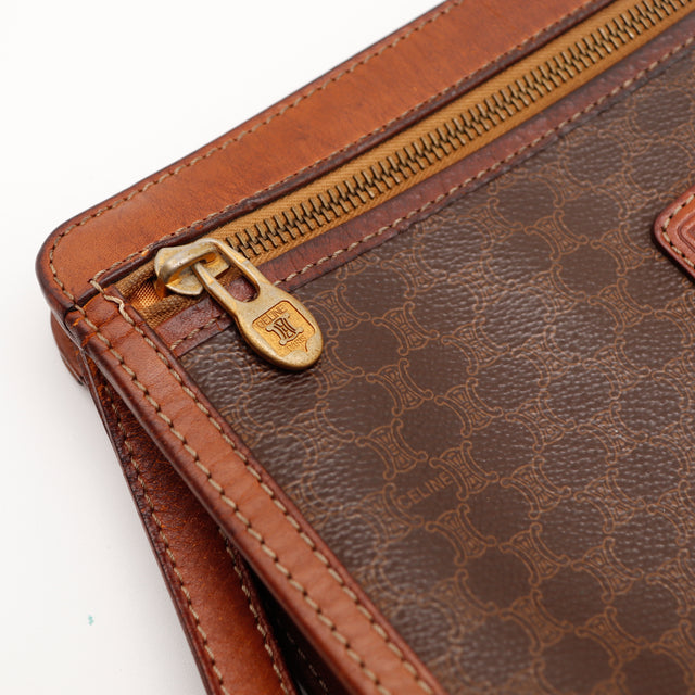 La Pochette Céline Macadam Dragonne