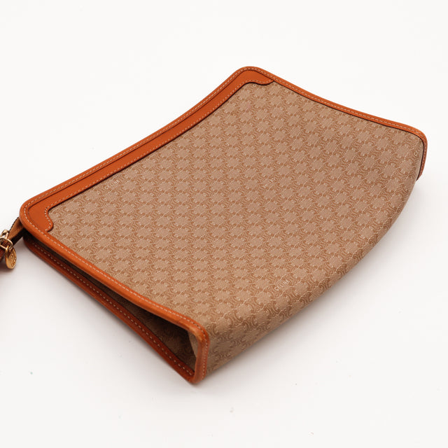 La Pochette Céline Macadam