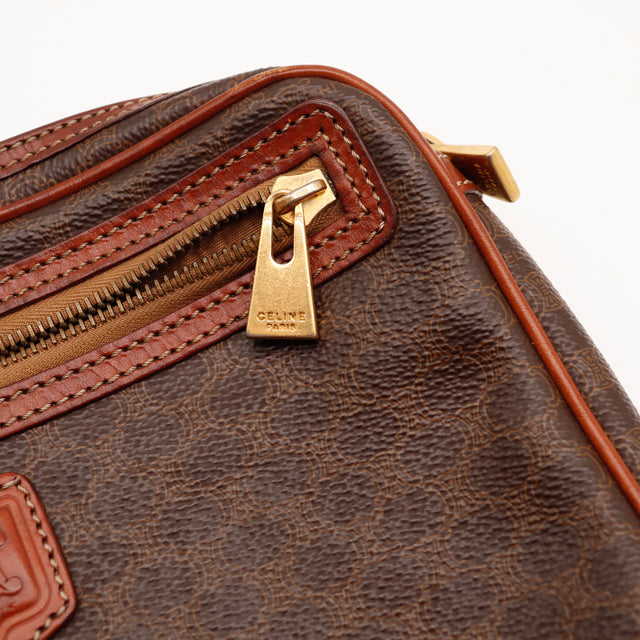 La Pochette Clutch Céline Macadam