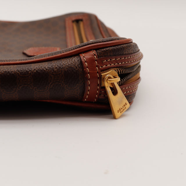 La Pochette Clutch Céline Macadam