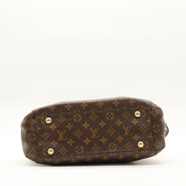 The Montaigne Louis Vuitton