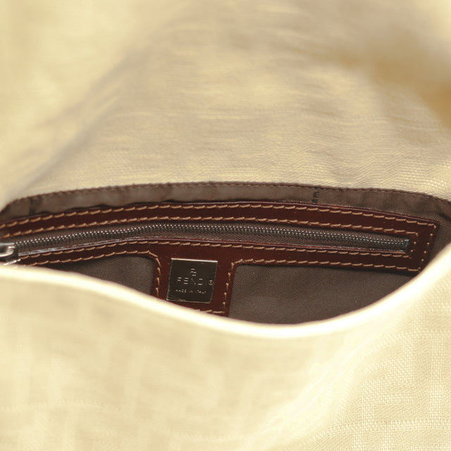 La Baguette Mamma Fendi