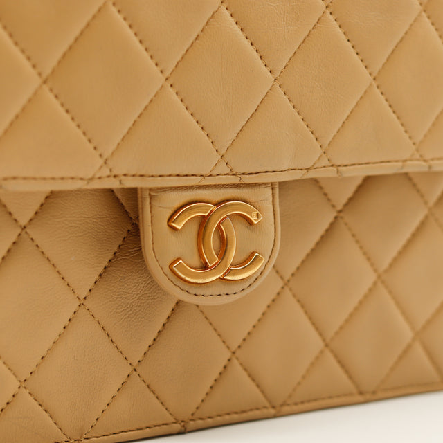 Le Timeless One Flap Chanel
