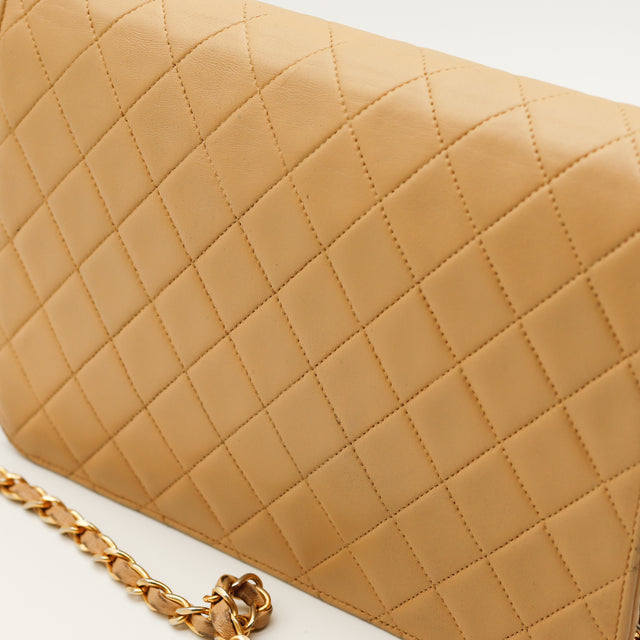 Le Timeless One Flap Chanel