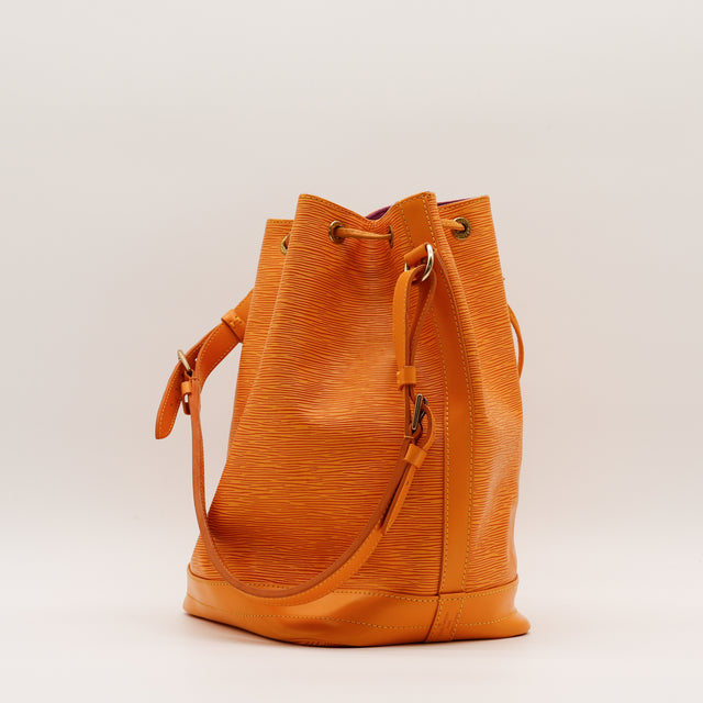 The Noe Épi Jaune Louis Vuitton