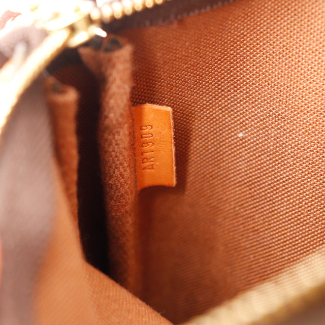 The Louis Vuitton Clutch Accessoires