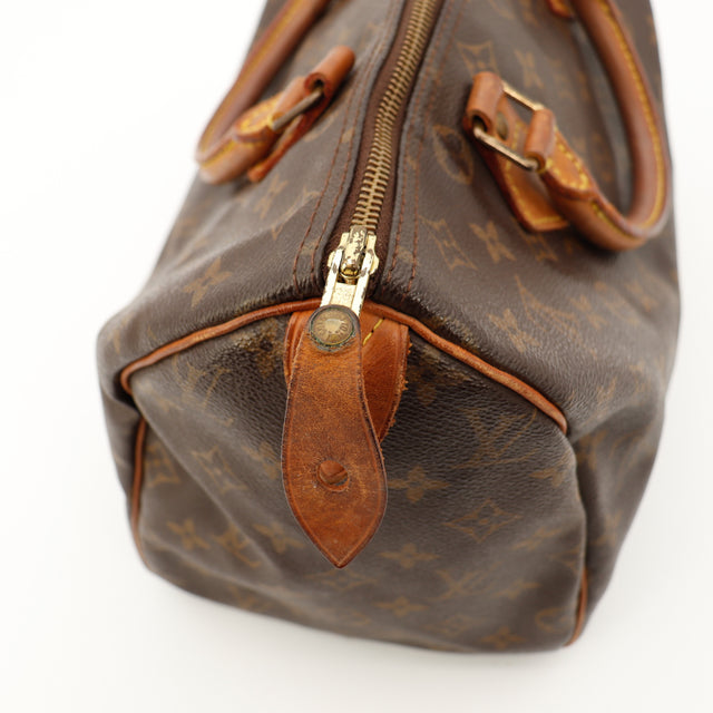 Amana-vintage-sacs-de-luxe-pas-cher-bag-details-occasion-speedy-dior-seconde-main-exclusif-sac-vuitton-authentique-noé-papillon