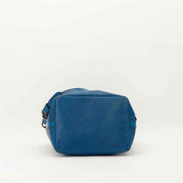 Amana-vintage-sacs-de-luxe-pas-cher-bag-details-occasion-speedy-dior-seconde-main-exclusif-sac-vuitton-authentique-noé-papillon