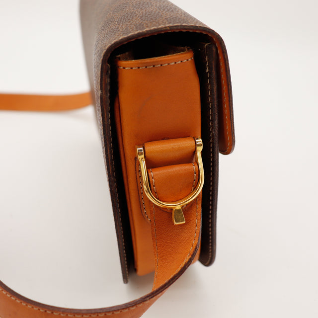 Le Triomphe Céline Macadam