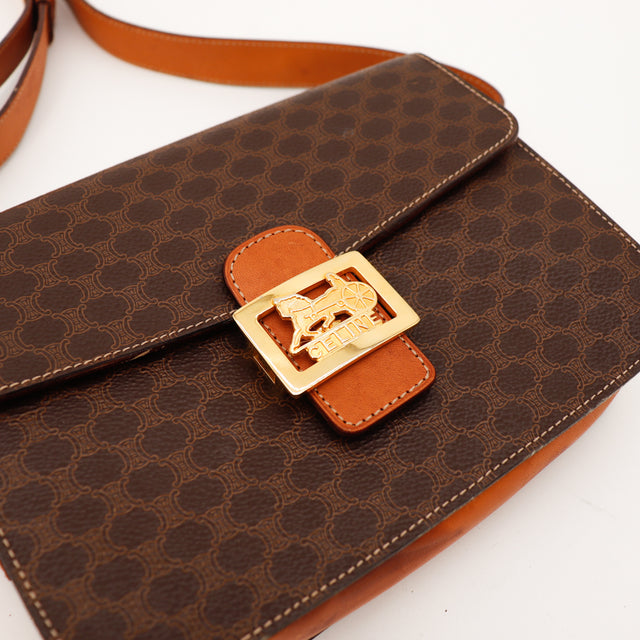 Le Triomphe Céline Macadam