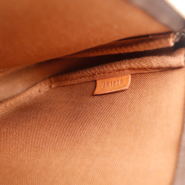 La Pochette Accessoires Louis Vuitton