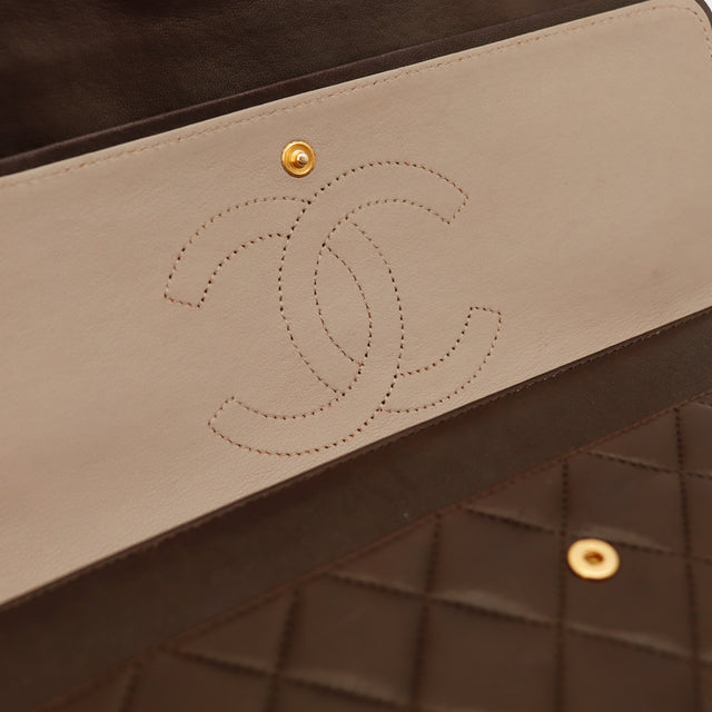 Le Timeless Chanel Marron