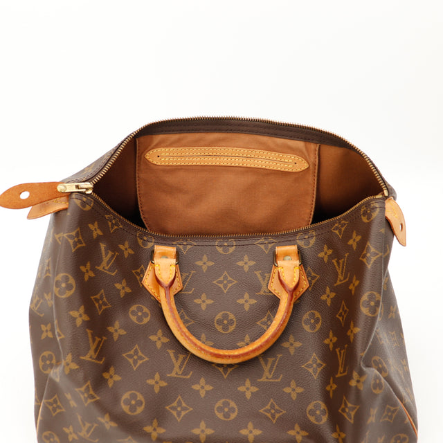 Amana-vintage-sacs-de-luxe-pas-cher-bag-details-occasion-speedy-dior-seconde-main-exclusif-sac-vuitton-authentique-noé-papillon