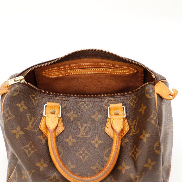 Amana-vintage-sacs-de-luxe-pas-cher-bag-details-occasion-speedy-dior-seconde-main-exclusif-sac-vuitton-authentique-noé-papillon