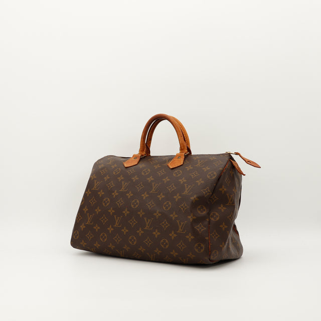 Amana-vintage-sacs-de-luxe-pas-cher-bag-details-occasion-speedy-dior-seconde-main-exclusif-sac-vuitton-authentique-noé-papillon