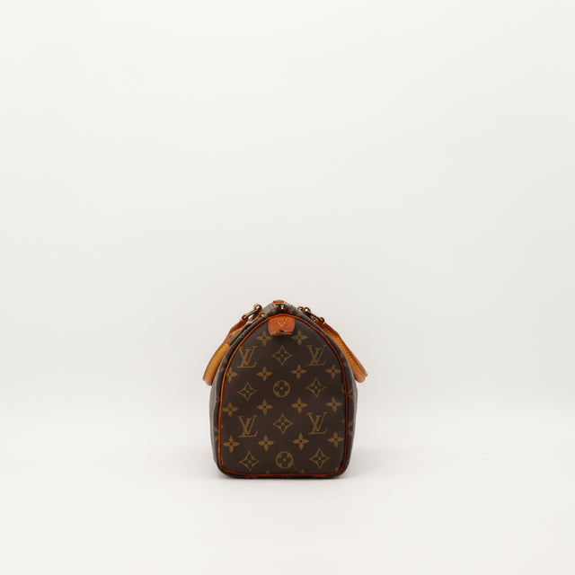 Amana-vintage-sacs-de-luxe-pas-cher-bag-details-occasion-speedy-dior-seconde-main-exclusif-sac-vuitton-authentique-noé-papillon