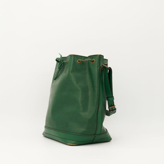 Amana-vintage-sacs-de-luxe-pas-cher-bag-details-occasion-speedy-dior-seconde-main-exclusif-sac-vuitton-authentique-noé-papillon