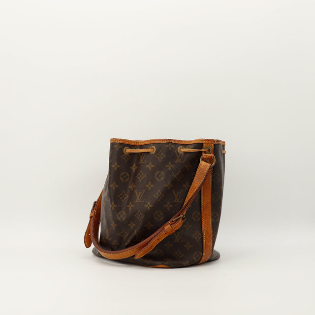 Amana-vintage-sacs-de-luxe-pas-cher-bag-details-occasion-speedy-dior-seconde-main-exclusif-sac-vuitton-authentique-noé-papillon