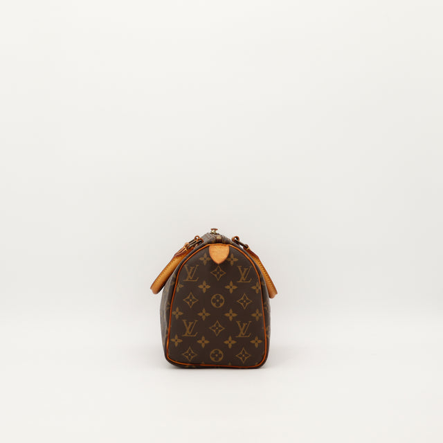 Amana-vintage-sacs-de-luxe-pas-cher-bag-details-occasion-speedy-dior-seconde-main-exclusif-sac-vuitton-authentique-noé-papillon