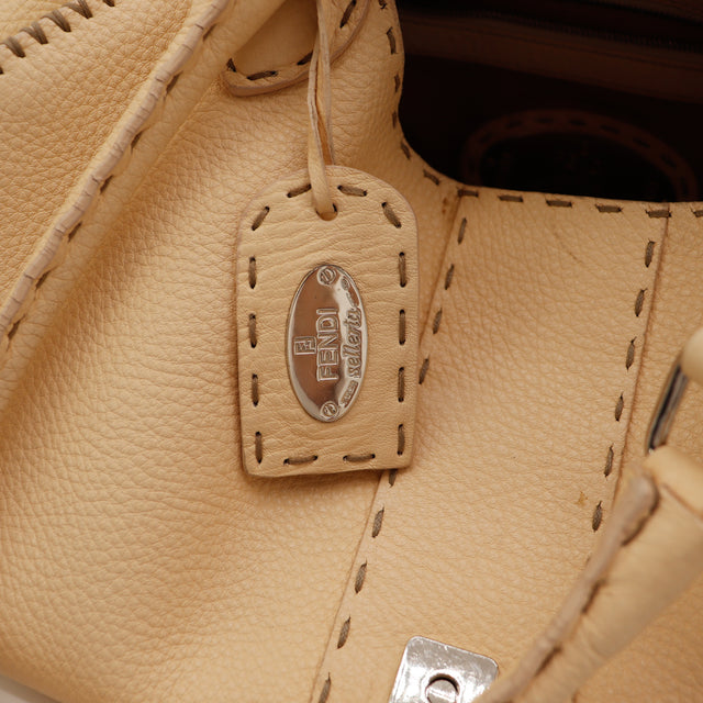 Amana-vintage-sacs-de-luxe-pas-cher-bag-details-occasion-speedy-dior-seconde-main-exclusif-sac-vuitton-authentique-noé-papillon