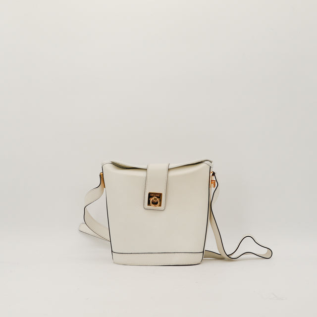 Amana-vintage-sacs-de-luxe-pas-cher-bag-details-occasion-speedy-dior-seconde-main-exclusif-sac-vuitton-authentique-noé-papillon