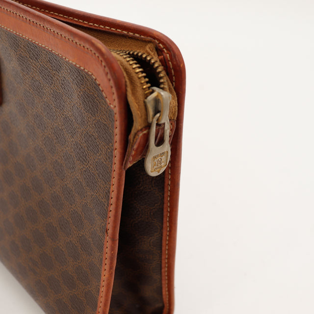 La Pochette Céline Macadam