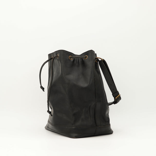 Amana-vintage-sacs-de-luxe-pas-cher-bag-details-occasion-speedy-dior-seconde-main-exclusif-sac-vuitton-authentique-noé-papillon