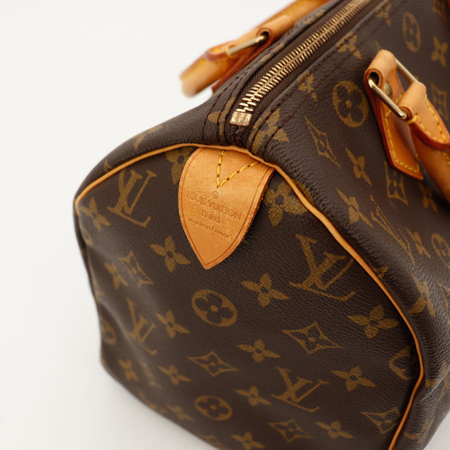 Amana-vintage-sacs-de-luxe-pas-cher-bag-details-occasion-speedy-dior-seconde-main-exclusif-sac-vuitton-authentique-noé-papillon