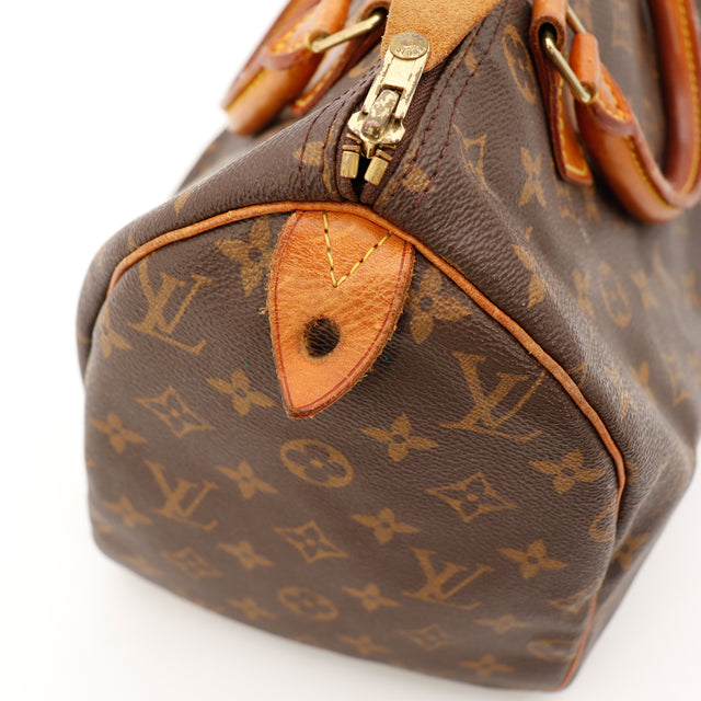 Amana-vintage-sacs-de-luxe-pas-cher-bag-details-occasion-speedy-dior-seconde-main-exclusif-sac-vuitton-authentique-noé-papillon